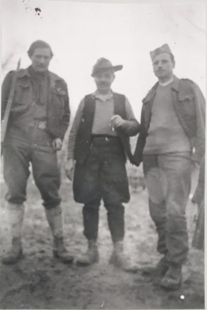 Captain Lees and Major Shemer on the move somewhere in Serbia. Note that Captain Lees is wearing traditional Serbian footwear. (IWM, London, photographic archive, collection 8905-16)