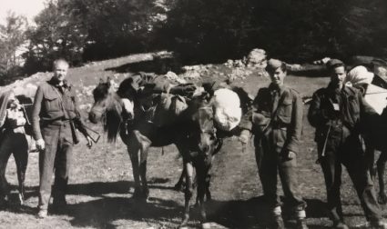 British officers and Partisans with their mules. (IWM, London, photographic collection 9507-15)