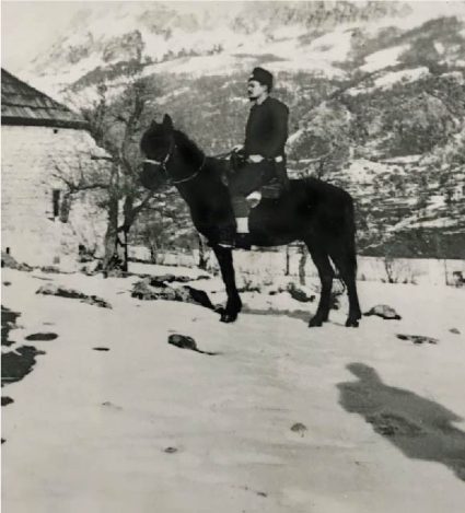 Major Hudson on a horse in the winter of 1941